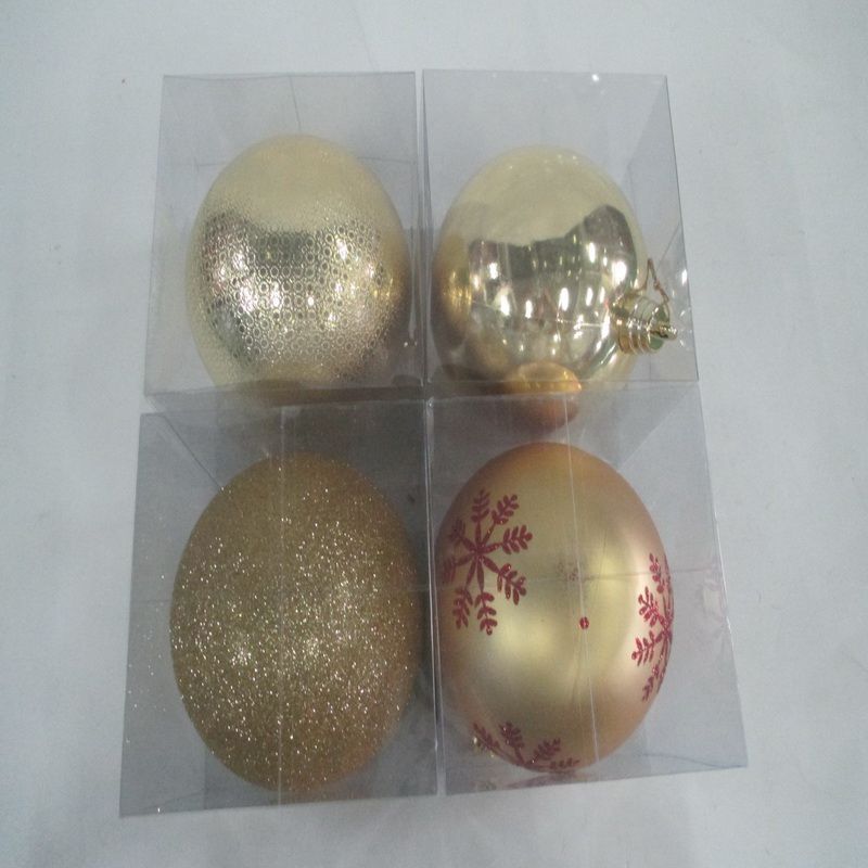 Festive Christmas Decoration Plastic Ball - Gold (15 cm)