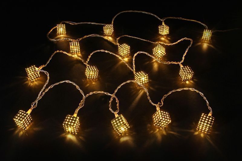 White Metal Square Light Chain With 30 Warm Gold LED’s