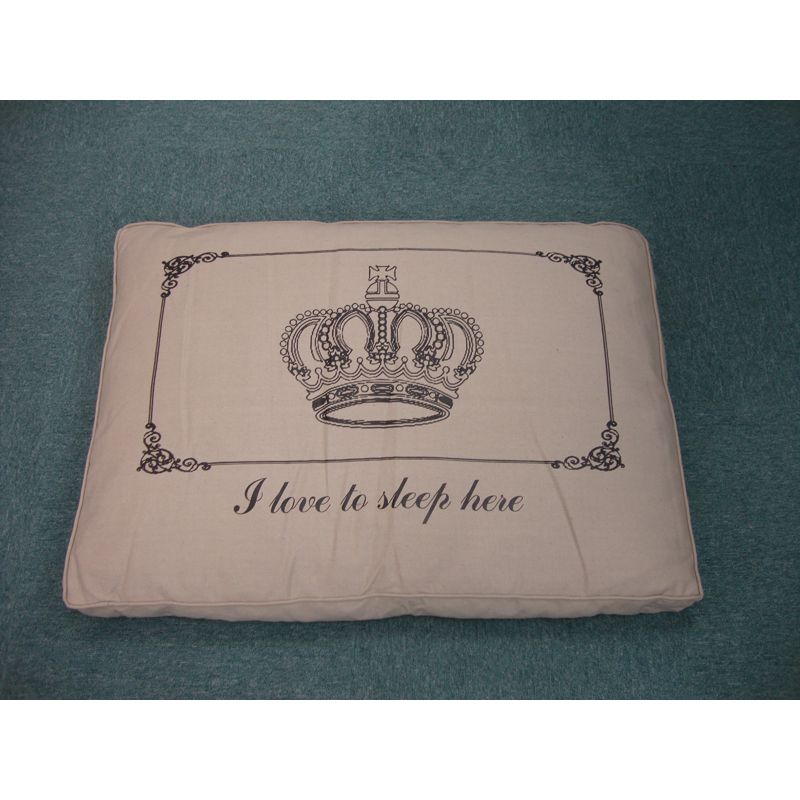 Crown Pet Bed 90 x 60cm