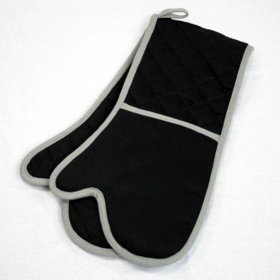 See more information about the Black Premium Double Oven Glove