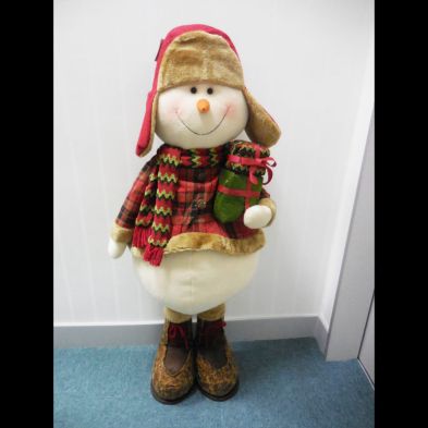 See more information about the Snowman Stance Christmas Decoration