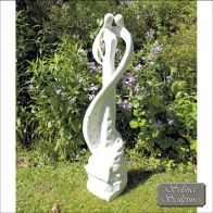 See more information about the Tender Kiss Garden Ornament Statue (white XST/447)