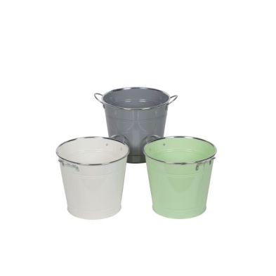 See more information about the Summer Chic Pot (18cm)